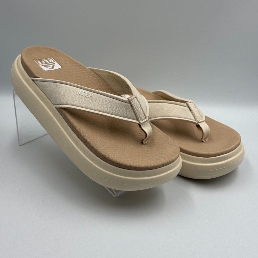 Reef Cushion Bondi Womens 8 Cream Platform Thong Flip Flop Sandals Summer NWOB